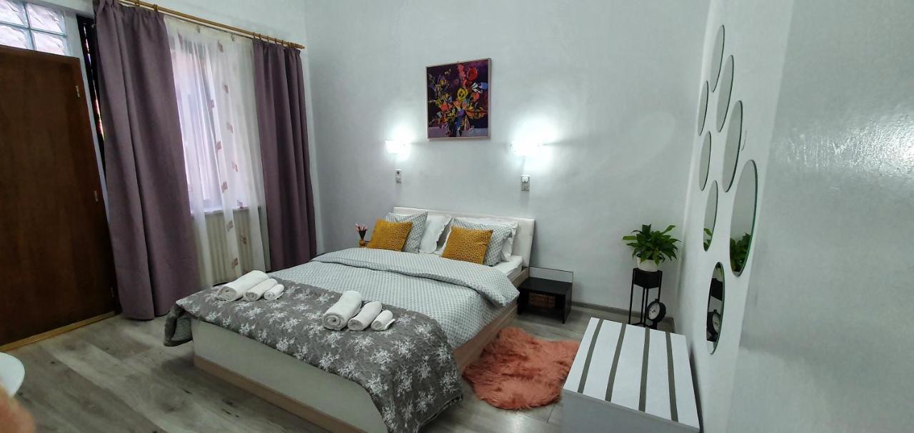 Citadel Rooms Kluż-Napoka Zewnętrze zdjęcie