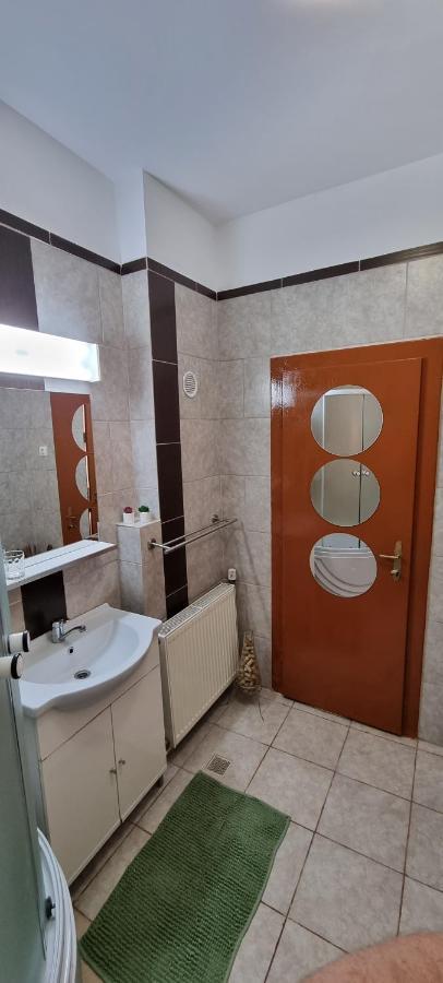 Citadel Rooms Kluż-Napoka Zewnętrze zdjęcie